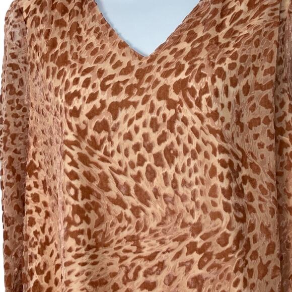 Easel Leopard Animal Print Blouse Peach Semi Sheer Velour V-Neck NWT Boho Glam S - Picture 3 of 11